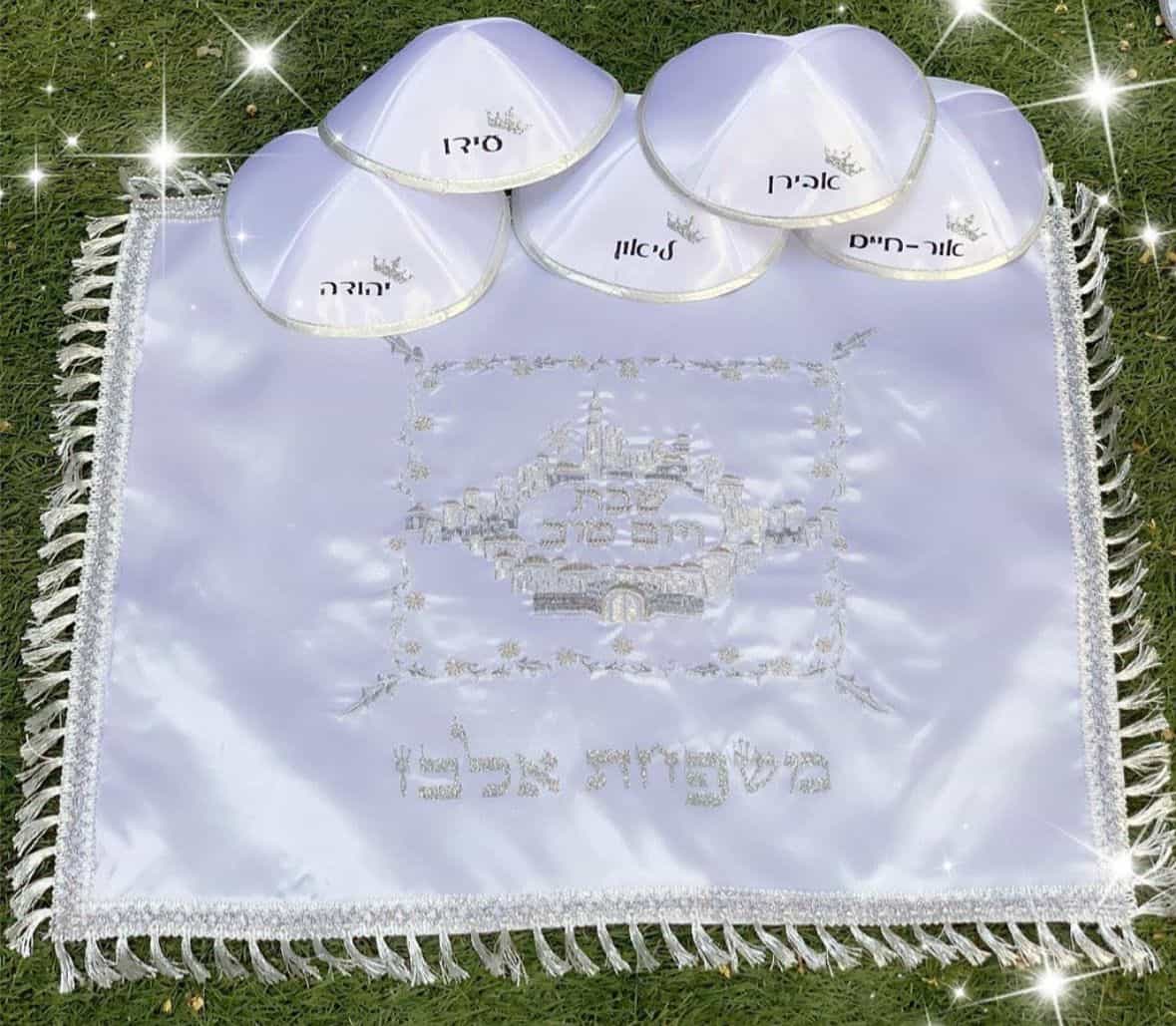 סט פסח (כיסוי חלה+5 כיפות)